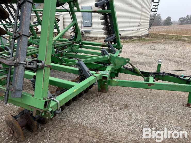 john-deere-724-image-12