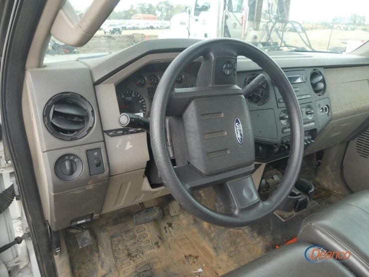 2009-ford-f550-image-7