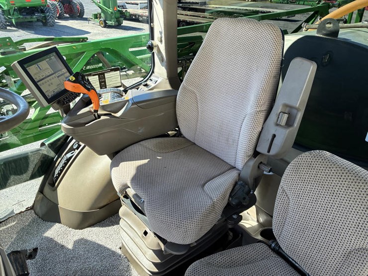 2018-john-deere-r4030-image-69