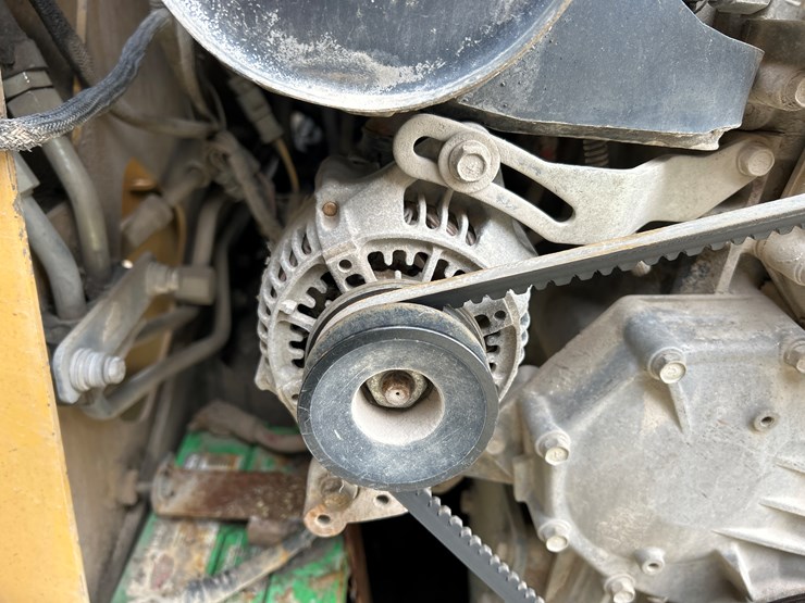 caterpillar-252b-image-24