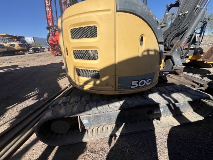 2017-deere-50g-image-13