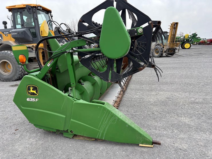 2010-john-deere-635f-image-15