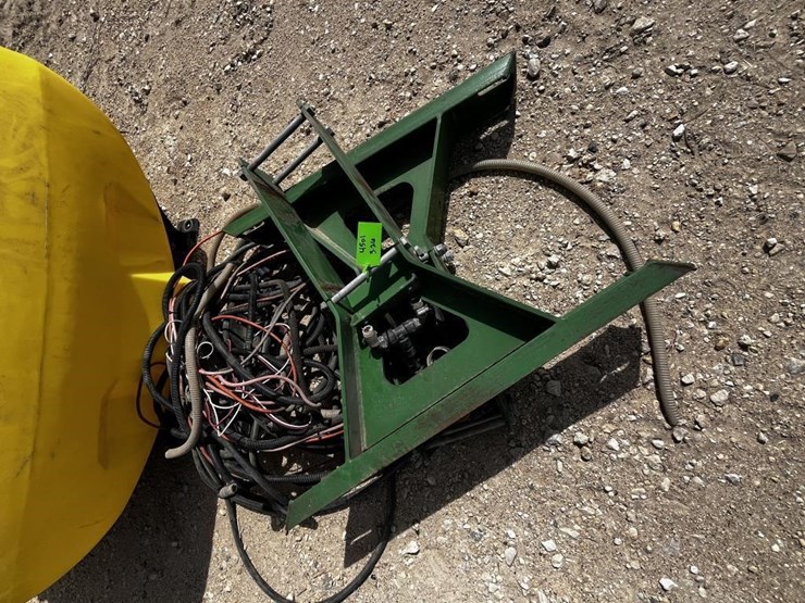 john-deere-24-image-3