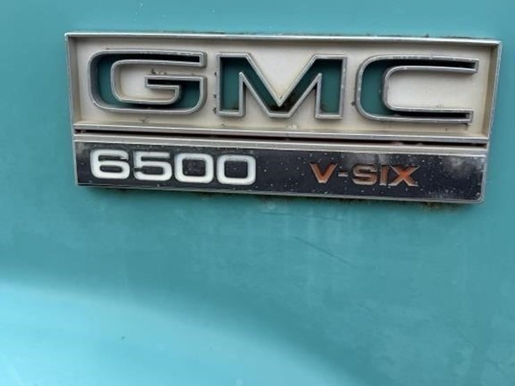 l2---1974-gmc-6500-grain-truck-image-19