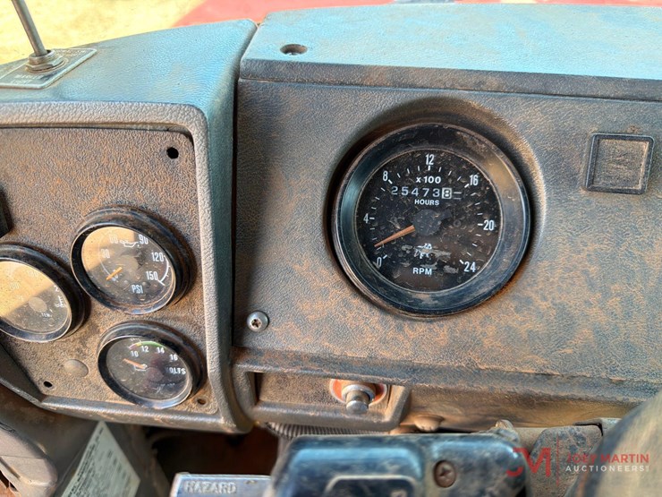 1993-mack-rd690s-image-31