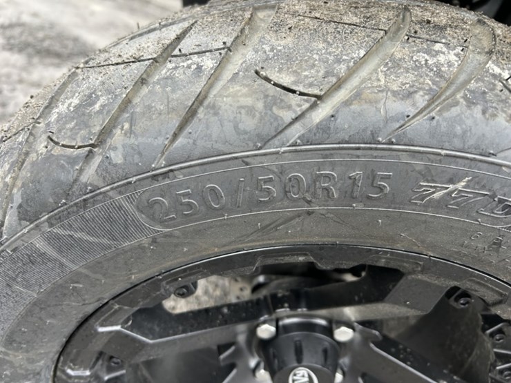 2024-envy-nv4-electric-golf-cart-image-10