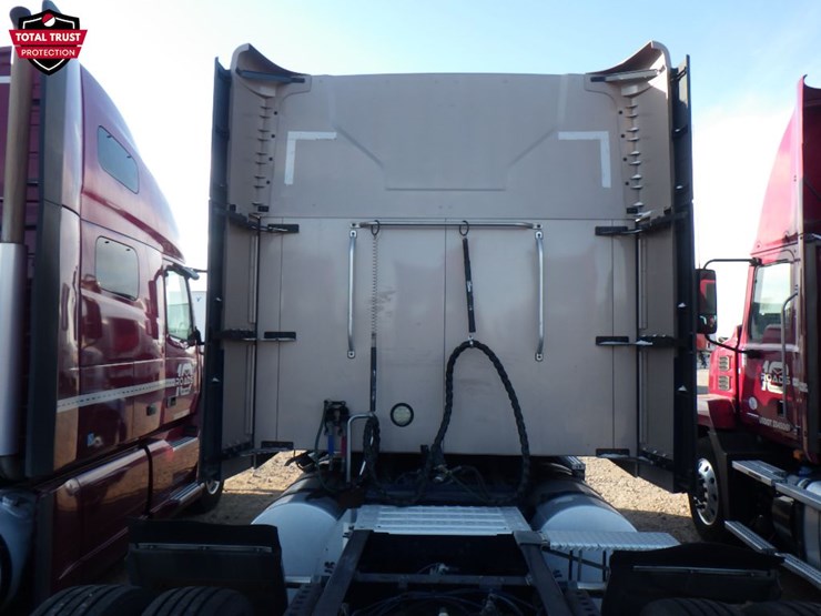 2020-mack-an64t-anthem-image-12