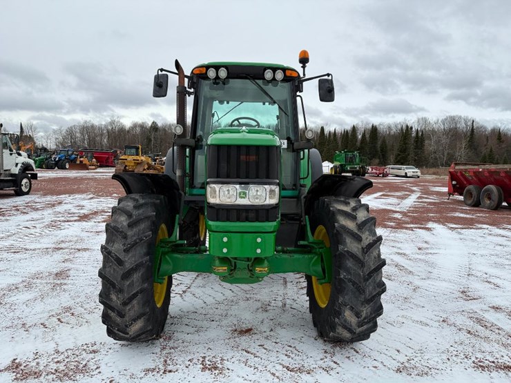john-deere-7330-premium-image-2