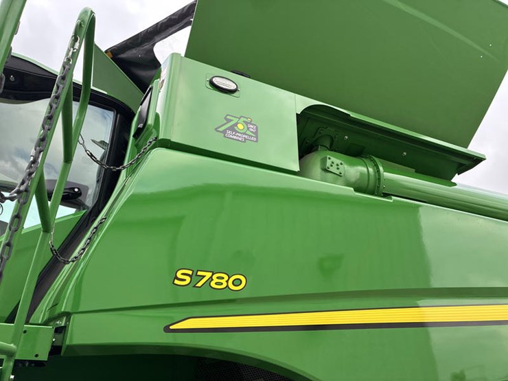 2022-john-deere-s780-image-19