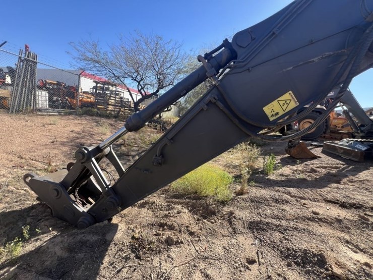 2019-volvo-ec380el-image-13