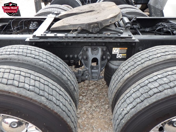 2022-kenworth-t680-image-7