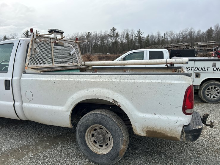 2001-ford-f250-image-15