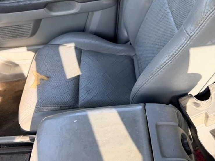 2005-honda-pilot-image-13