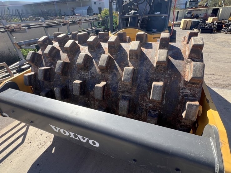 volvo-sd115b-image-9