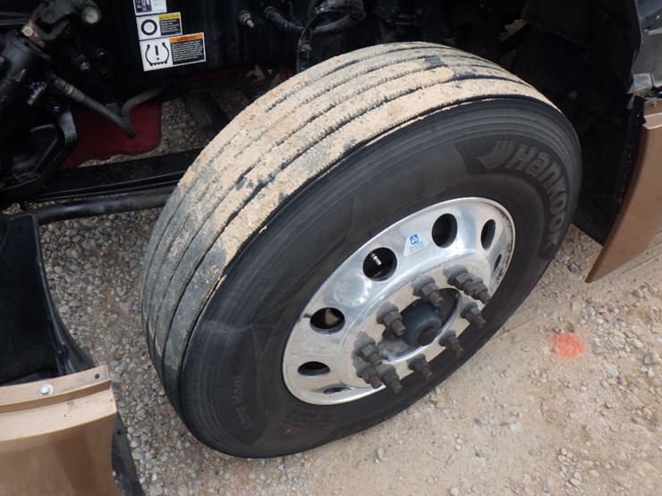 2023-kenworth-t680-image-20