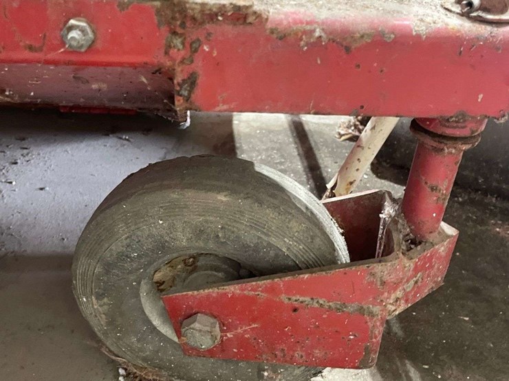 farm-king-10in-hydraulic-drive-unload-auger-image-13