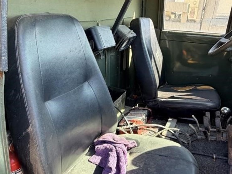 1968-chevrolet-350-image-17