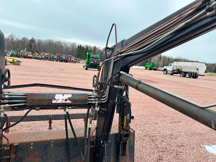 farmhand-xl740-image-15