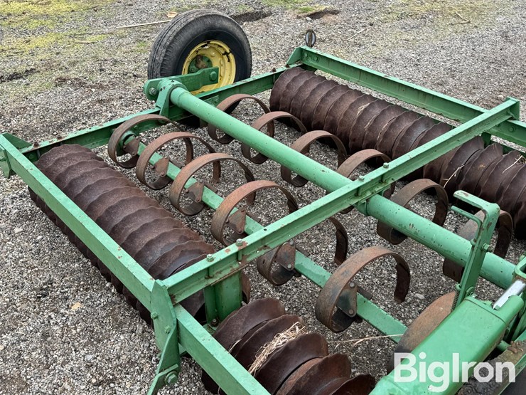 john-deere-14-image-12