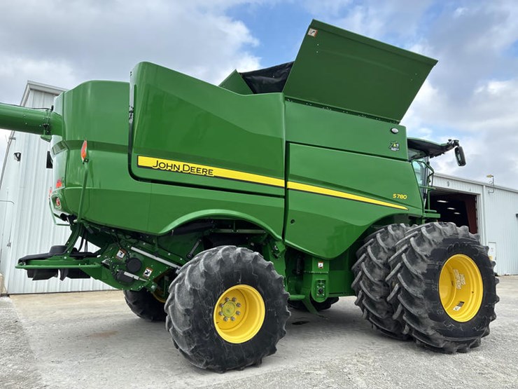 2022-john-deere-s780-image-4