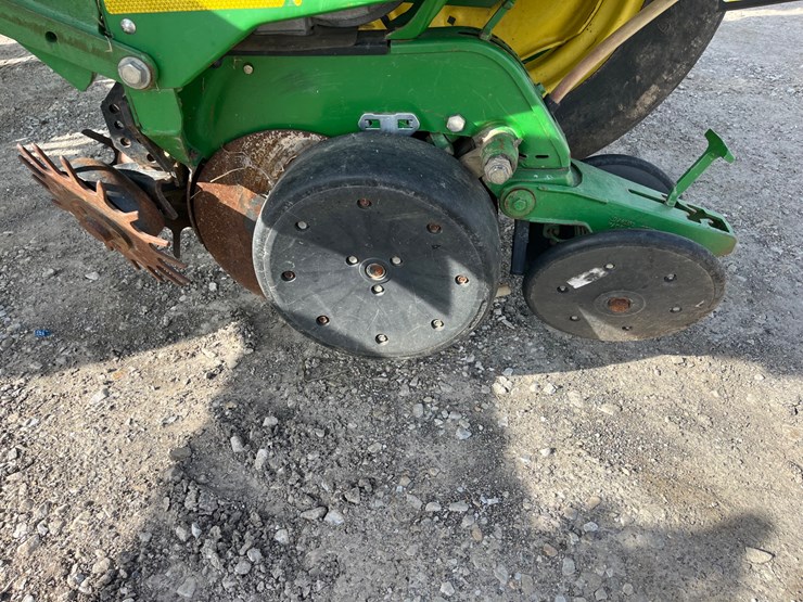 john-deere-1770-image-13