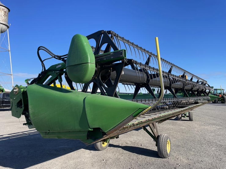 2009-john-deere-635d-image-1