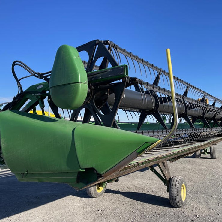 2009 JOHN DEERE 635D