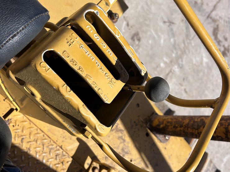 caterpillar-d7-image-31