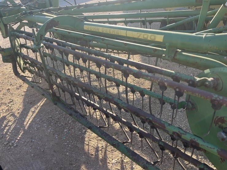 john-deere-700-image-14