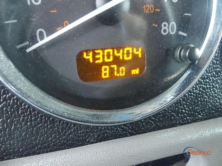 2021-peterbilt-389-image-18