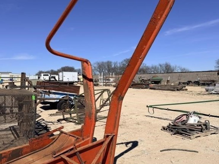 l3---square-bale-loader-image-6