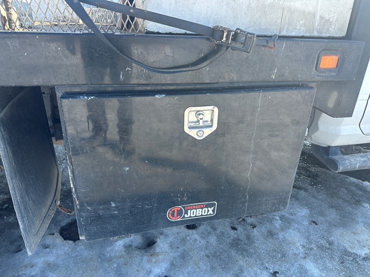 2020-dodge-3500-image-24