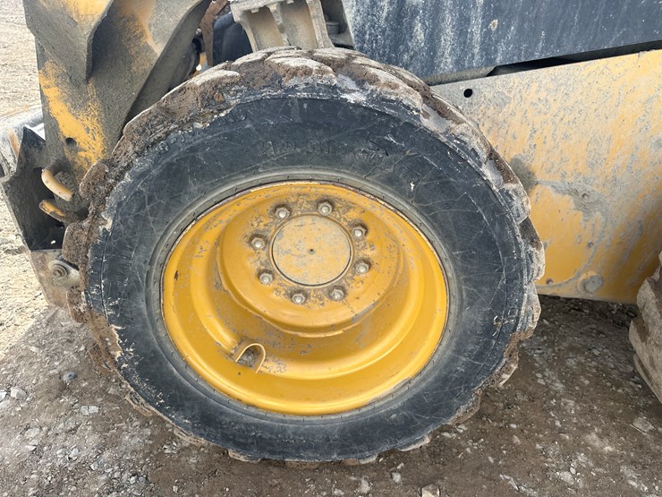 caterpillar-226d-image-48