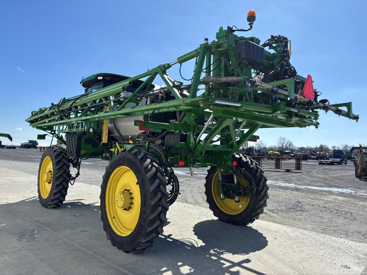 2018-john-deere-r4030-image-8
