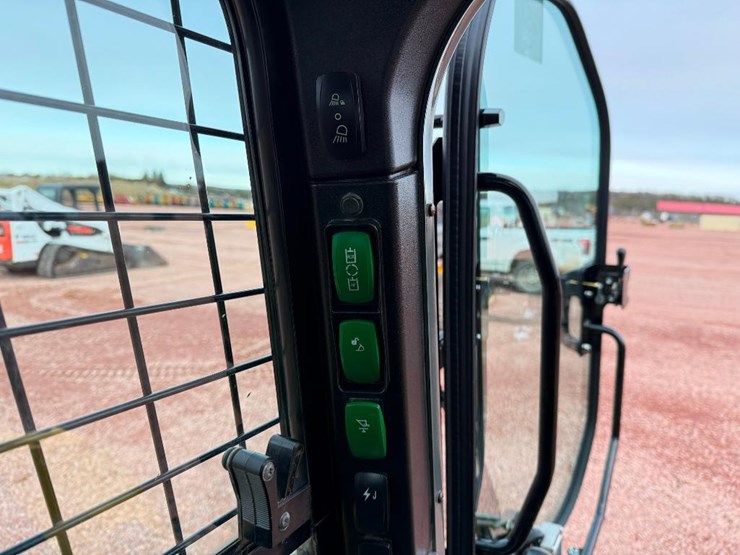 2019-wacker-neuson-sw28-image-42