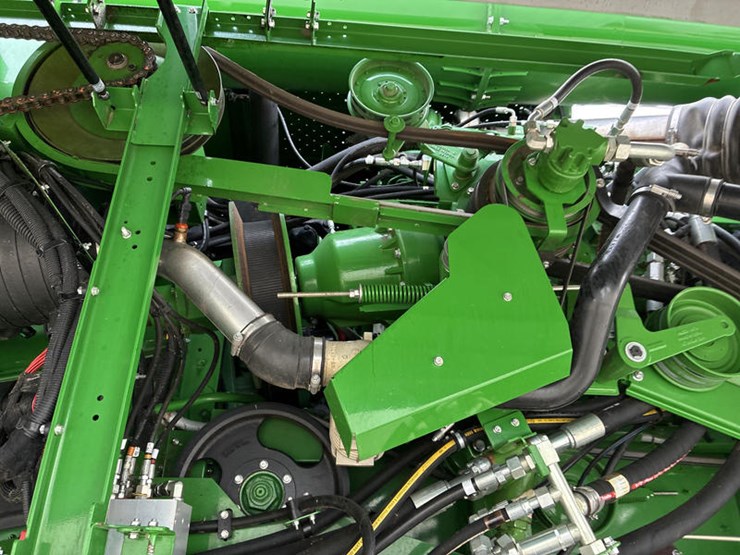 2022-john-deere-s780-image-56