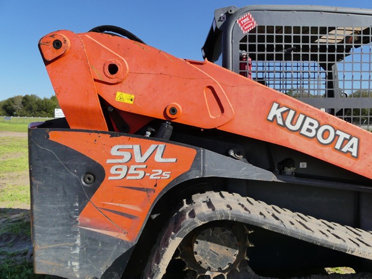 kubota-svl95-2s-image-7