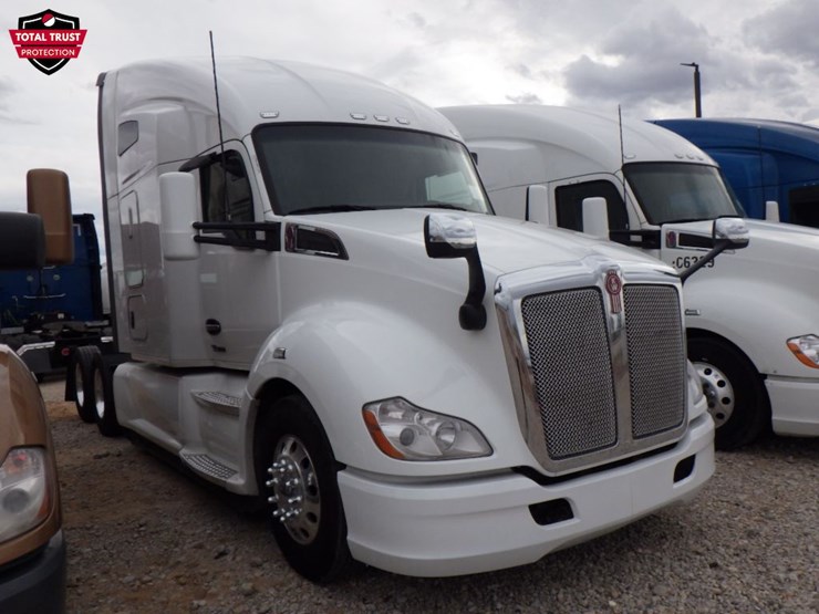 2022-kenworth-t680-image-3