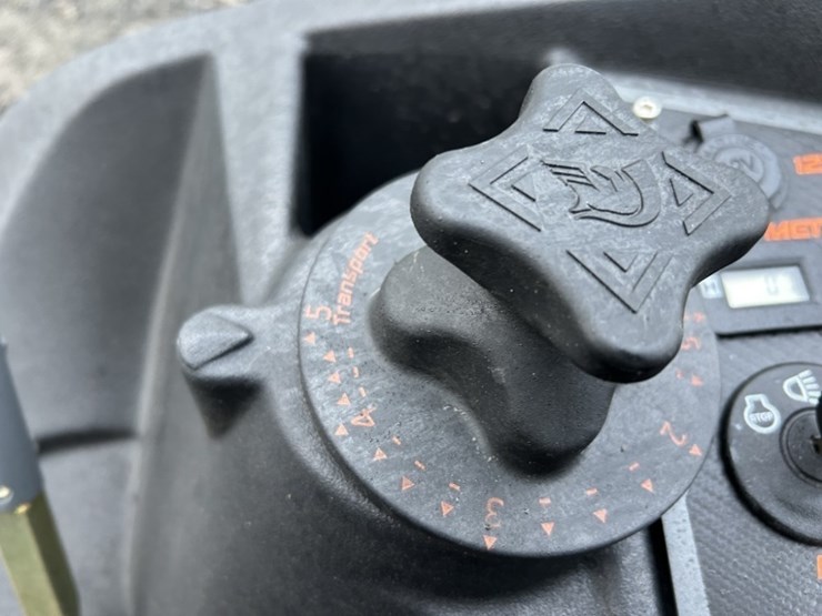 2023-spartan-rz-hd-zero-turn-mower-image-21