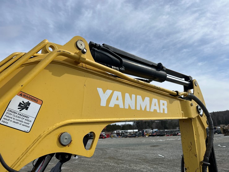 yanmar-vio35-6a-image-24