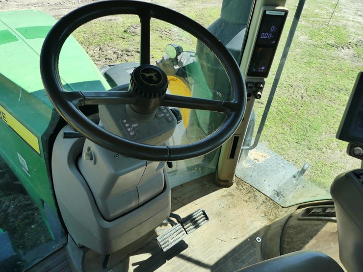 john-deere-8320r-image-14