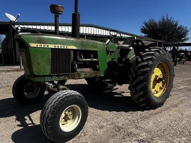 john-deere-4020-image-2