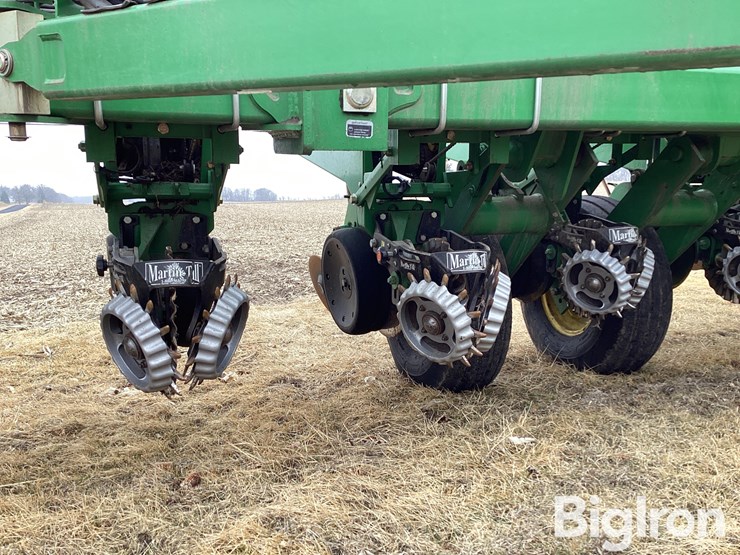 2010-john-deere-1770nt-image-18