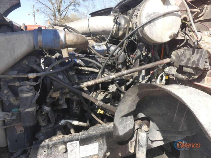 2006-mack-granite-cv713-image-8