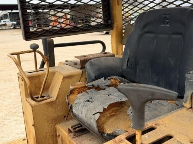 caterpillar-d3c-image-18