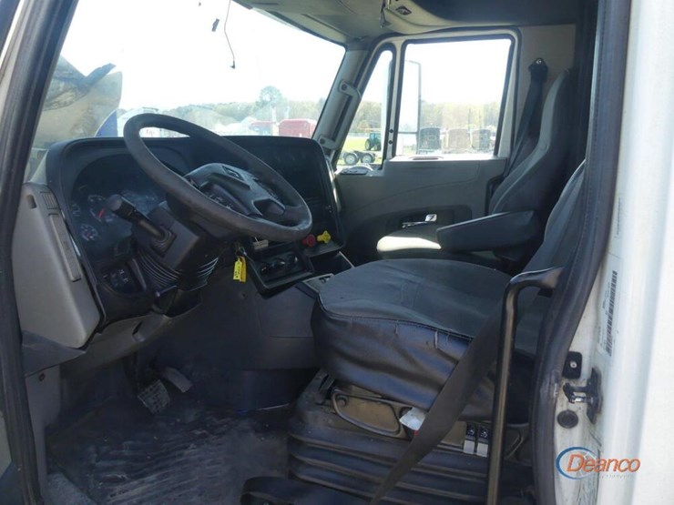 2015-international-prostar-image-14