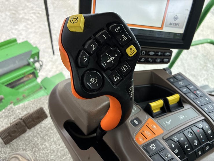 2022-john-deere-s780-image-97