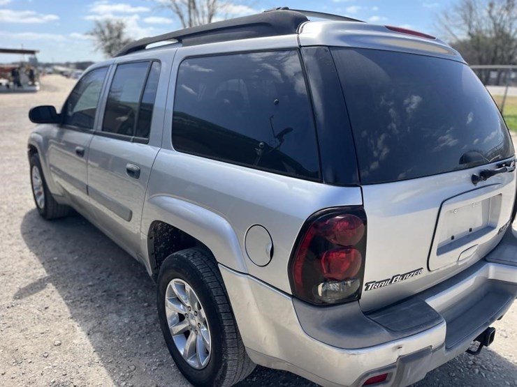 2004-chevrolet-trailblazer-image-4