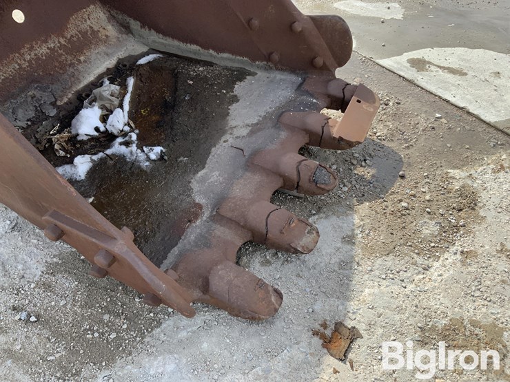 komatsu-pc200-image-20