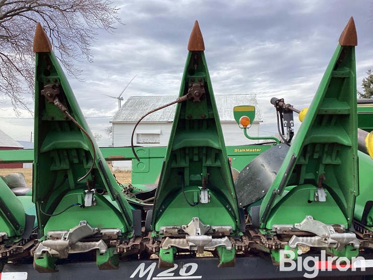 2014-john-deere-608c-stalkmaster-image-19